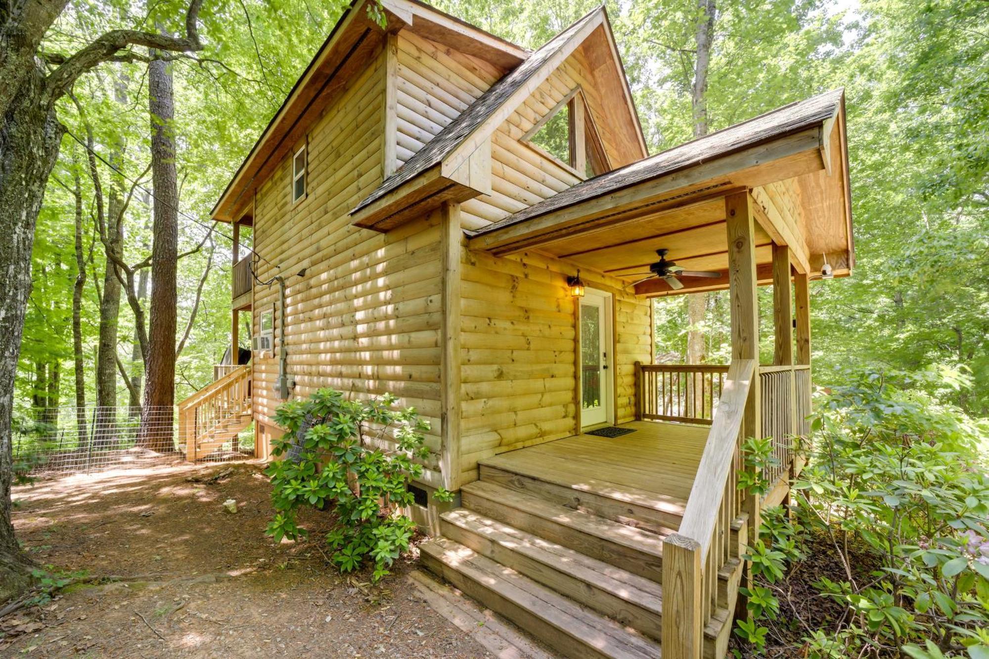 Cozy Whittier Cabin And Yard And Hot Tub, Pets Welcome Экстерьер фото