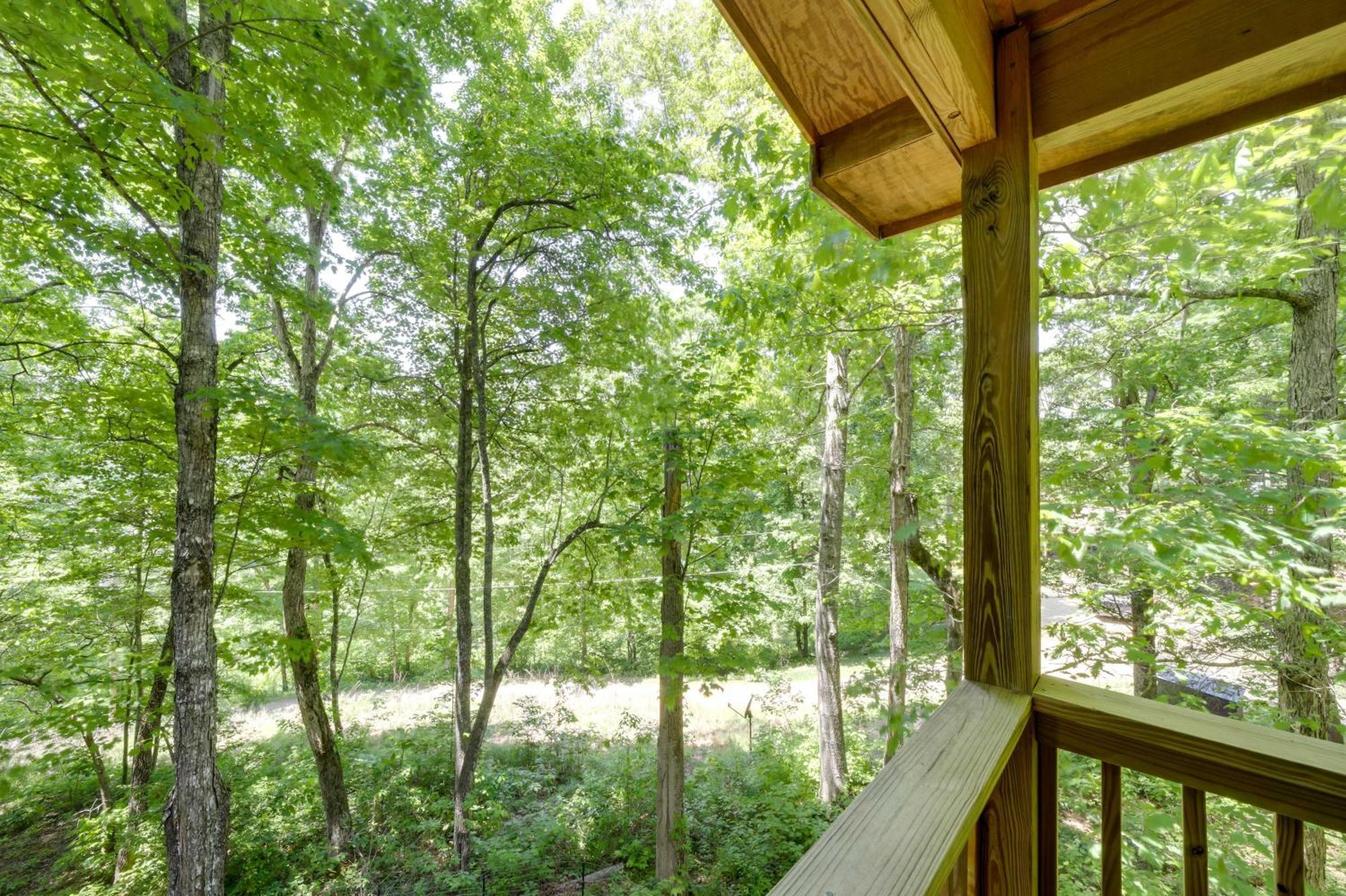 Cozy Whittier Cabin And Yard And Hot Tub, Pets Welcome Экстерьер фото